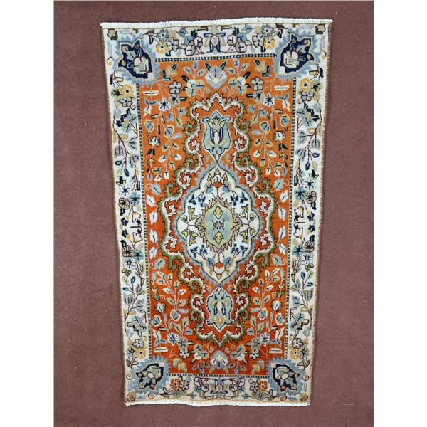 Variety of colour, Low pile100% Authentic Hand Knotted Wool Persian Rug Handmade in Iran (4.4' Ã[x=#