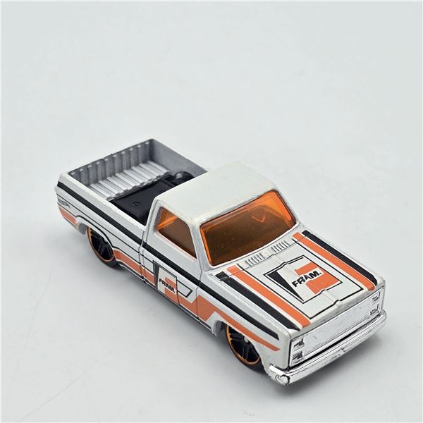 Hot Wheels Toys R Us 83 Silverado