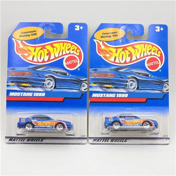 Hot Wheels Mexico 99 Mustang Pair