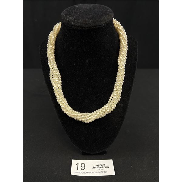 Vintage Twisted Pearls Choker Necklace