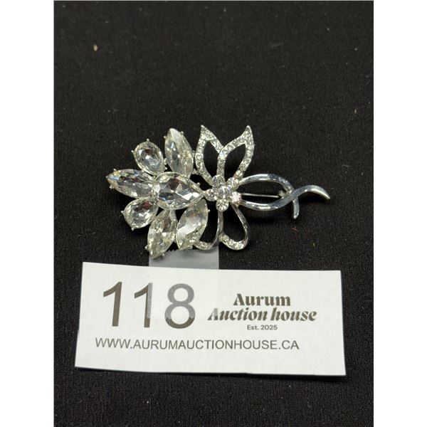 Stunning Vintage Silvertone Clear Rhinestone Floral Brooch