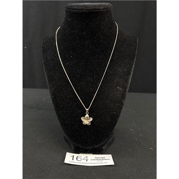 925 Sterling Silver 18" Chain & Flower Pendant - Tested