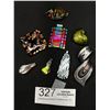 Image 1 : 8 Beautiful Glass Pendants