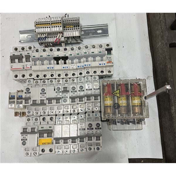 Lot of Allen Bradley & Eaton Circuit Breakers