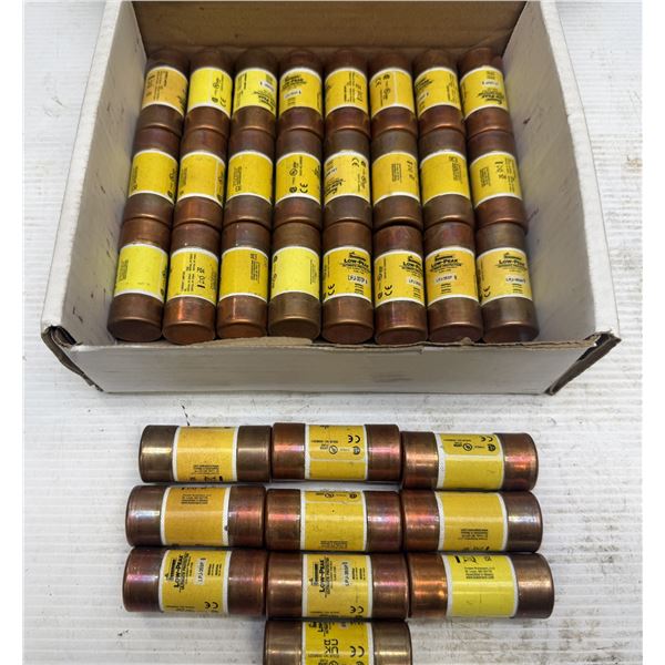 Lot of (34) Bussmann #LPJ-35SP Low Peak Fuses