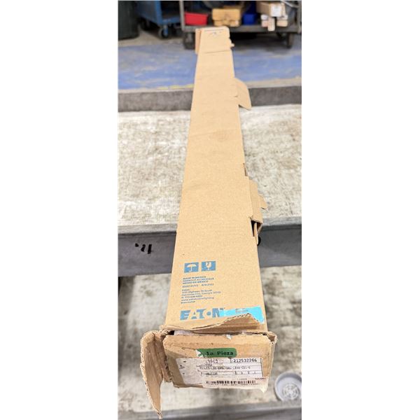 Eaton #4SNLED-LD5-60SL-UNV-L840-CD1-U Light w/#226 2UT456112E8404CM LED Strip