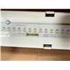 Image 4 : Eaton #4SNLED-LD5-60SL-UNV-L840-CD1-U Light w/#226 2UT456112E8404CM LED Strip