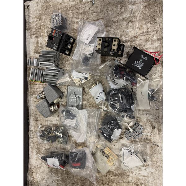 Lot of Electrical Items
