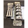 Image 1 : Lot of Siemens Circuit Breakers