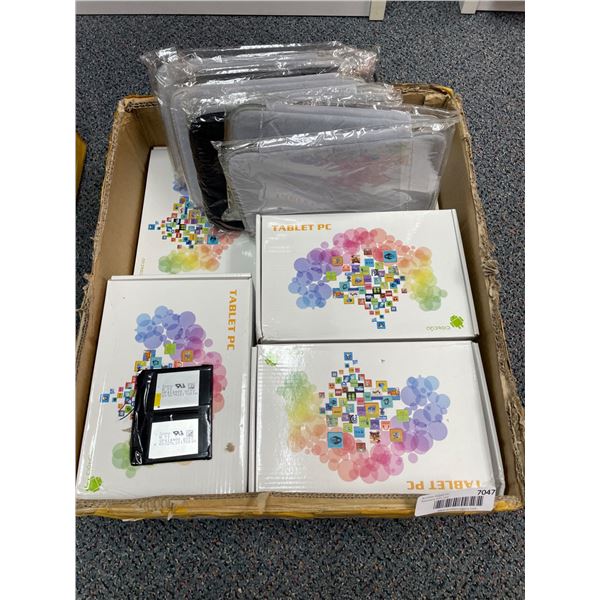 Lot of Tablet PCs with Accessories