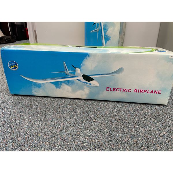 Electric Airplane With EPO Construction