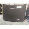 Image 2 : Honeywell Germ-Free Cool Mist Humidifier Model HCM-350