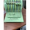 Image 2 : Paymaster Ribbon Writer Check Protector in Green Finish