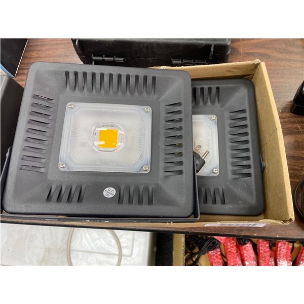 Lot of 2 LED Floodlights With Integrated COB Chips and Black Housing