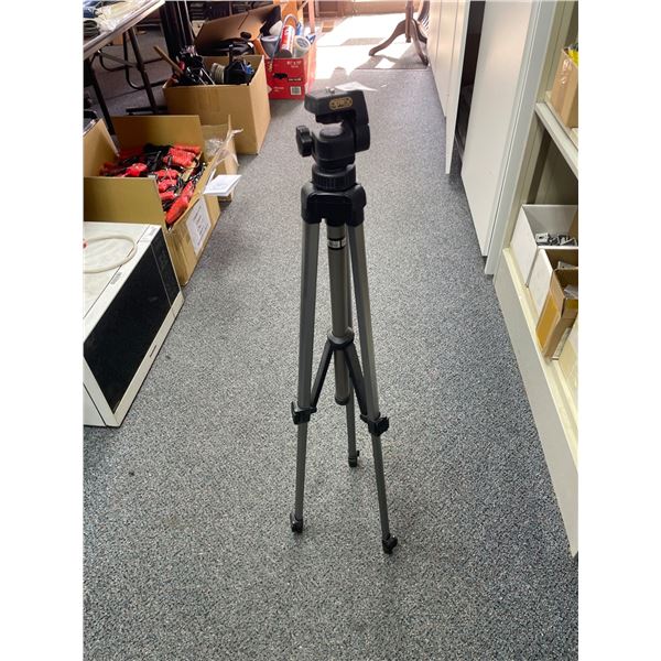 Optex Tripod with Adjustable Legs and Head Mechanism