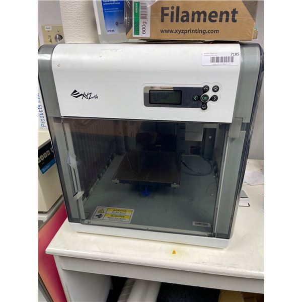 XYZprinting Da Vinci 1.0 3D Printer With Printing Materials
