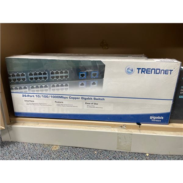 TRENDnet TEG-S24DG 26-Port 10/100/1000Mbps Gigabit Ethernet Switch