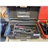 Image 1 : Rubbermaid Roughneck Tool Box With Mixed Hand Tools