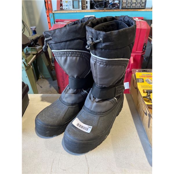 Ice Fields Boots, Size 12, Thinsulate Insulation