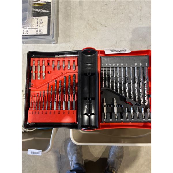 Black & Decker Drill Bit and Driver Set