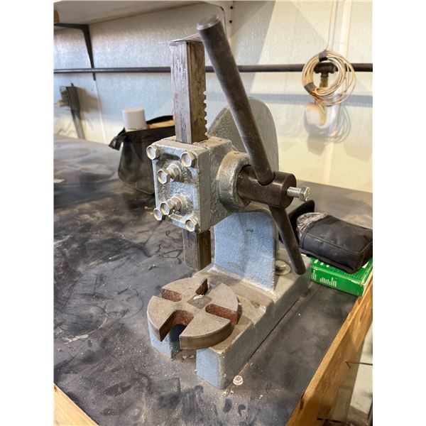 Manual Ratcheting Arbor Press with Vise Base and Steel Handle