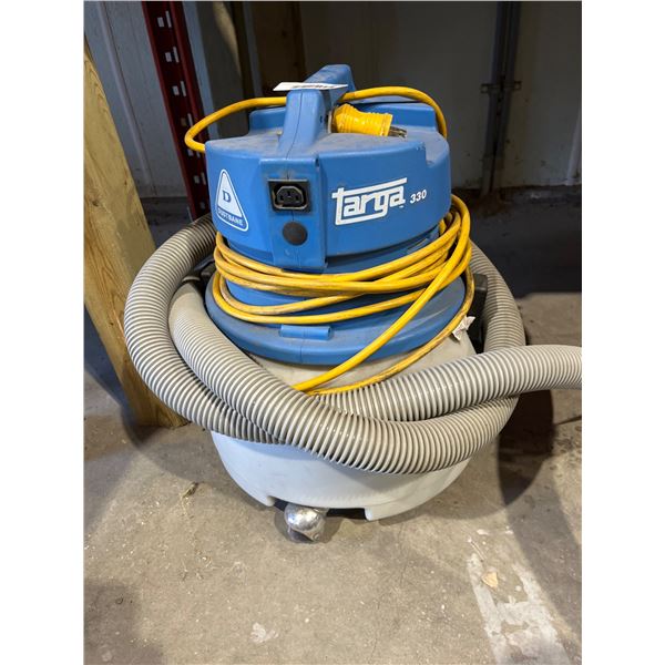 Dustbane Targa 330 Wet-Dry Vacuum Cleaner with Hose
