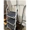 Image 2 : Three-Step Folding Metal Ladder With Rubber Mat Steps