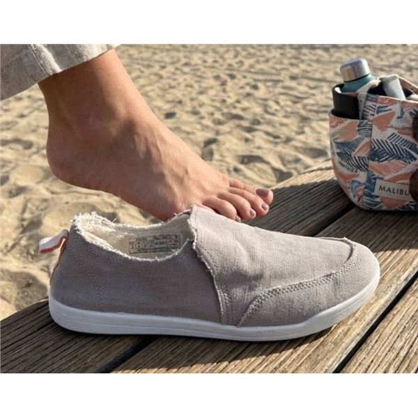 Malibu Light Gray Canvas Shoes, Womenâ€™s US Size 8