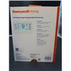 Image 3 : Honeywell RTH208B Programmable Thermostat