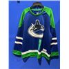 Image 2 : NHL Licensed Vancouver Canucks Jersey, XL
