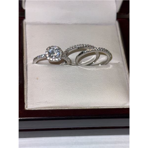 Ladies 1.1 Carat Brilliant Cut Solitaire multi stone wedding set size 7