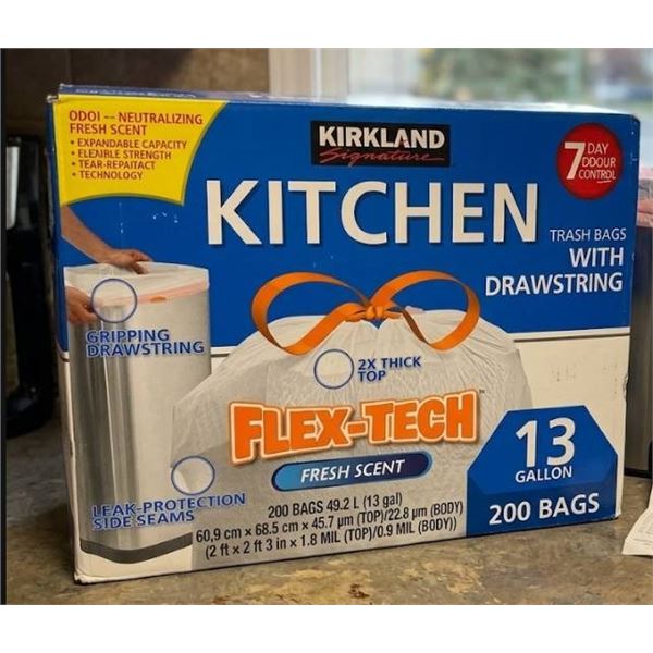 Kirkland Signature Kitchen Trash Bags, 13 Gallon, Flex-Tech, Fresh Scent, 200 Bags