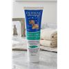 Image 1 : Dermal Therapy Heel Care Cream 240 g (8 oz) Tube