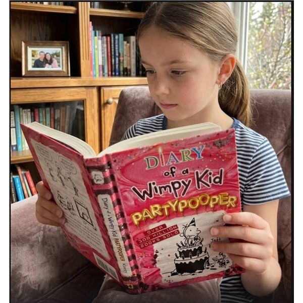 Diary of a Wimpy Kid: Partypooper by Jeff Kinney, Hardcover