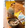 Image 1 : Shell Select Sea Salt & Malt Vinegar Peanuts, 60 g Pack