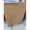 Image 2 : Amazon Basics Premium Folding Portable Soft Pet Crate - 42 In / 106 Cm