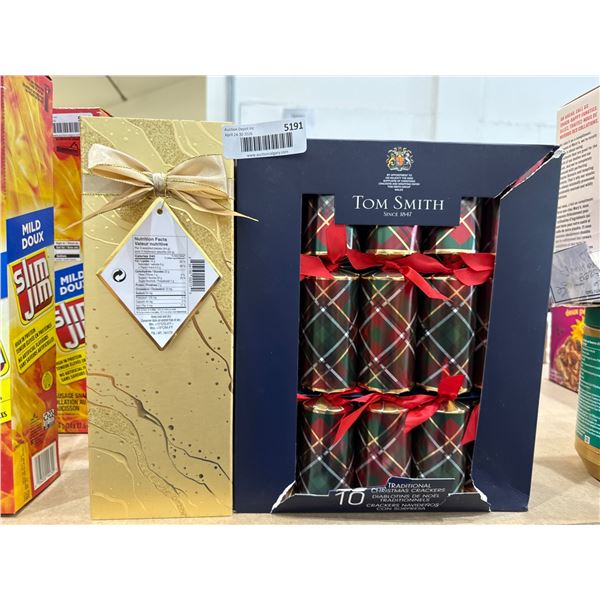 Gudrun Belgian Chocolates 534g and Tom Smith Christmas Crackers Set