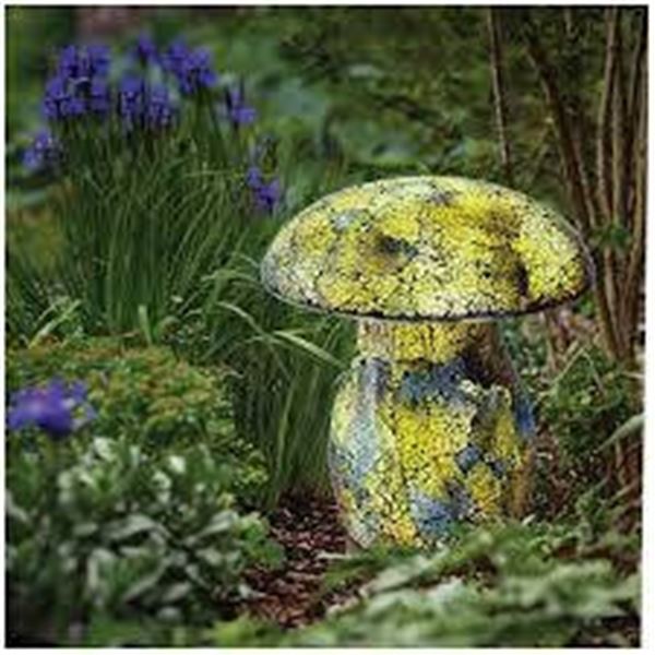 Aurora Solar Mosaic Mushroom Light With Stake
