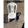 Image 4 : PATIO METAL BISTRO TABLE AND TWO PLASTIC PATIO CHAIRS