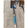 Image 2 : LAWN CARE LOT: RAKES, SHOVELS, AND DUSTPAN