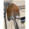 Image 5 : LAWN CARE LOT: RAKES, SHOVELS, AND DUSTPAN