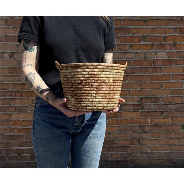 Jicarilla Apache Native American Indian Basket