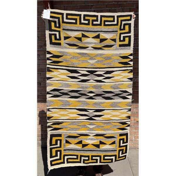 Navajo Indian Teec Nos Pos Saddle Blanket Rug