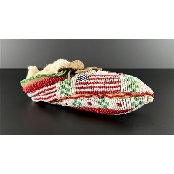 Native American Indian Beaded Ceremonial Moccasin