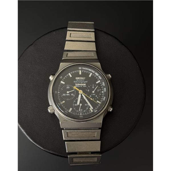 Seiko 7a28-7089 Titanium Chronograph Watch