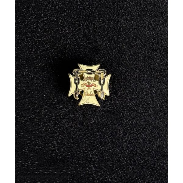 Spanish Falange Ex Cautivos Captivity Cross Badge