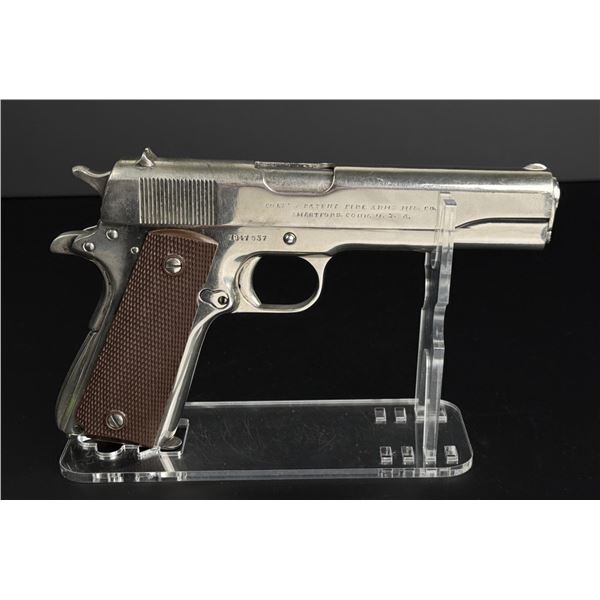 WW2 1943 Colt 1911 .45 ACP Pistol
