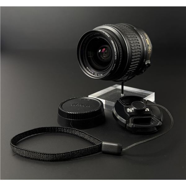 Nikon AF-S DX Nikkor 18-55mm Camera Lens