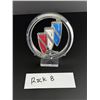 Image 5 : 1960 Buick Car Grille Emblem Shield