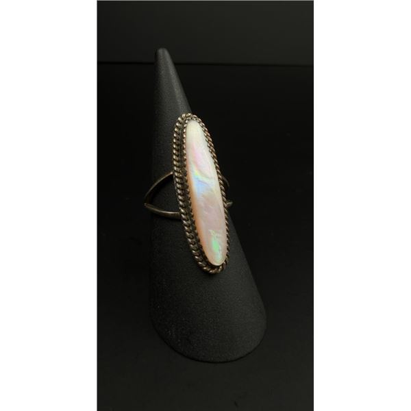 Navajo Sterling Silver Mother of Pearl Ring